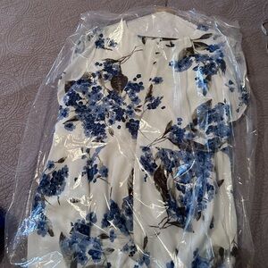 LuLus Floral Print Dress with Blue and White Design